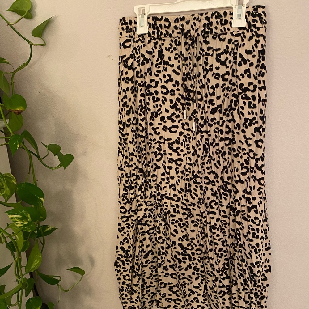 Calf Length Cheetah Print Skirt